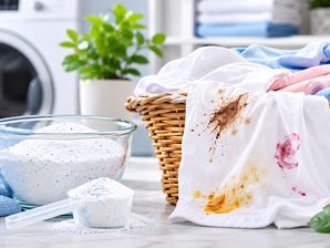 Пятновыводитель кислородный универсальный Extra Oxy FABERLIC HOME
